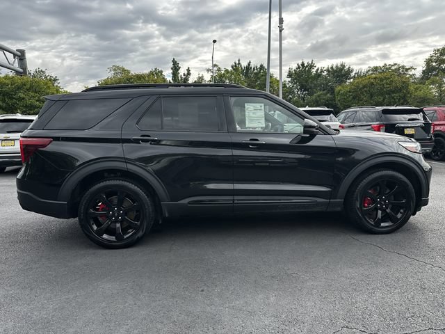 Certified 2023 Ford Explorer ST w/ Equipment Group 401A AWD/4WD image 4