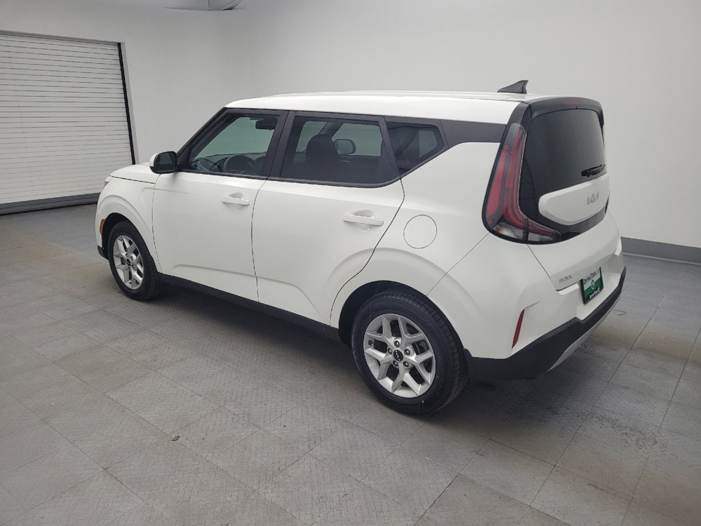 Used 2023 Kia Soul LX w/ LX Technology Package image 3