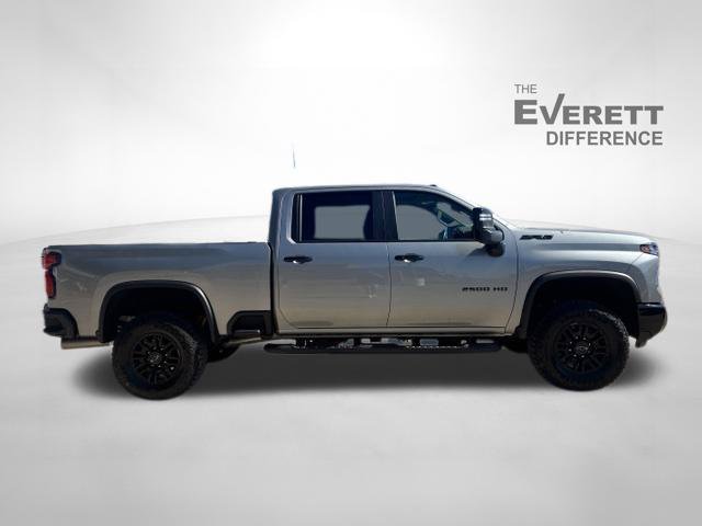 Used 2026 Chevrolet Silverado 2500 ZR2 w/ LPO, Dark Essentials Package AWD/4WD image 8