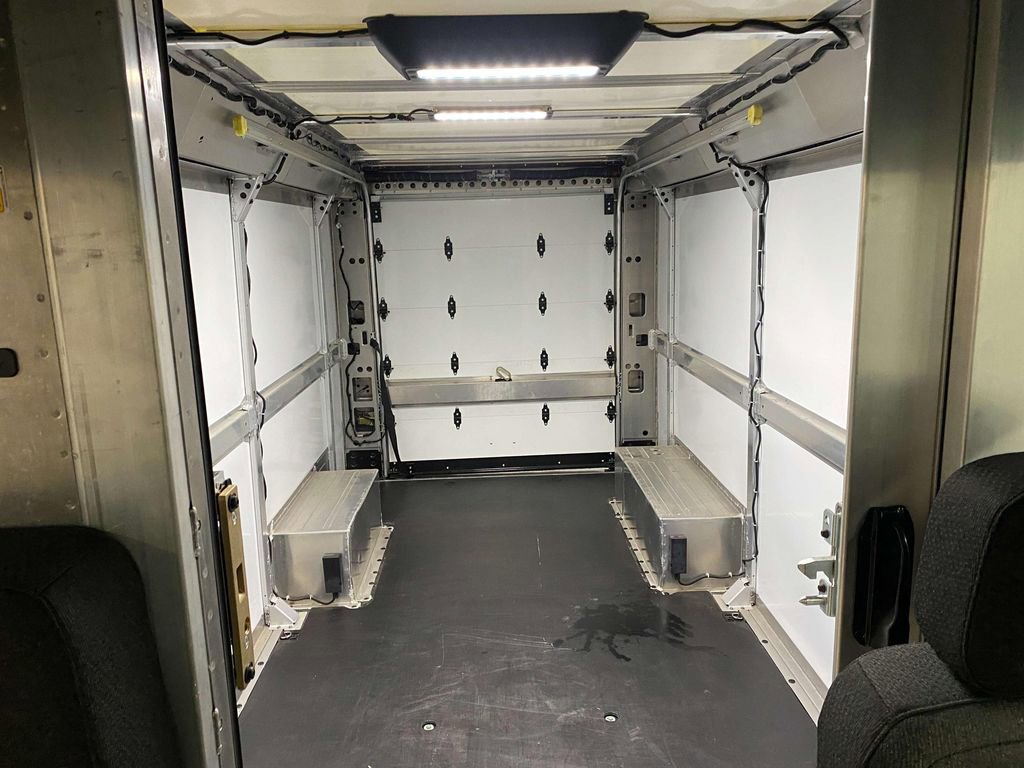 Used 2023 Chevrolet Brightdrop 600 w/ Active Safety Package 2 AWD/4WD image 10