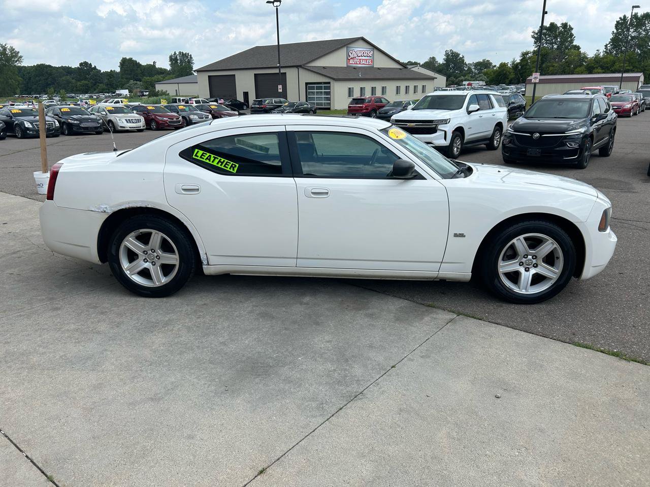 Used 2008 Dodge Charger SE RWD image 4