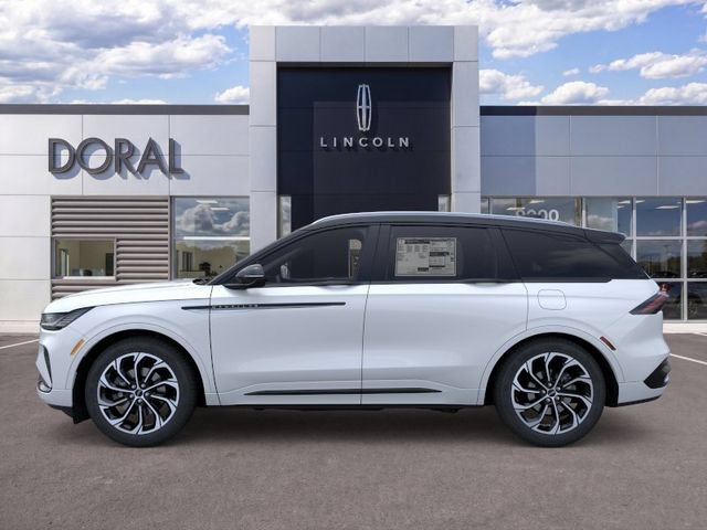 New 2026 Lincoln Nautilus Reserve AWD/4WD image 3