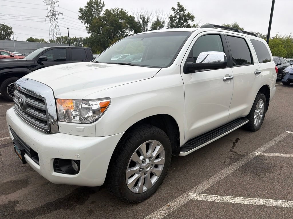 Used 2017 Toyota Sequoia Platinum AWD/4WD image 4
