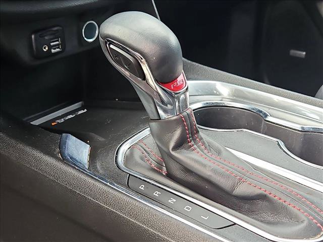 Used 2023 Chevrolet Traverse RS image 11