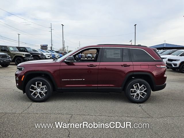 New 2025 Jeep Grand Cherokee Limited w/ Trailer Tow Package image 4