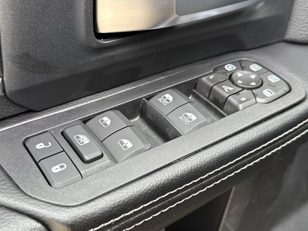 New 2026 RAM 2500 Big Horn AWD/4WD image 20