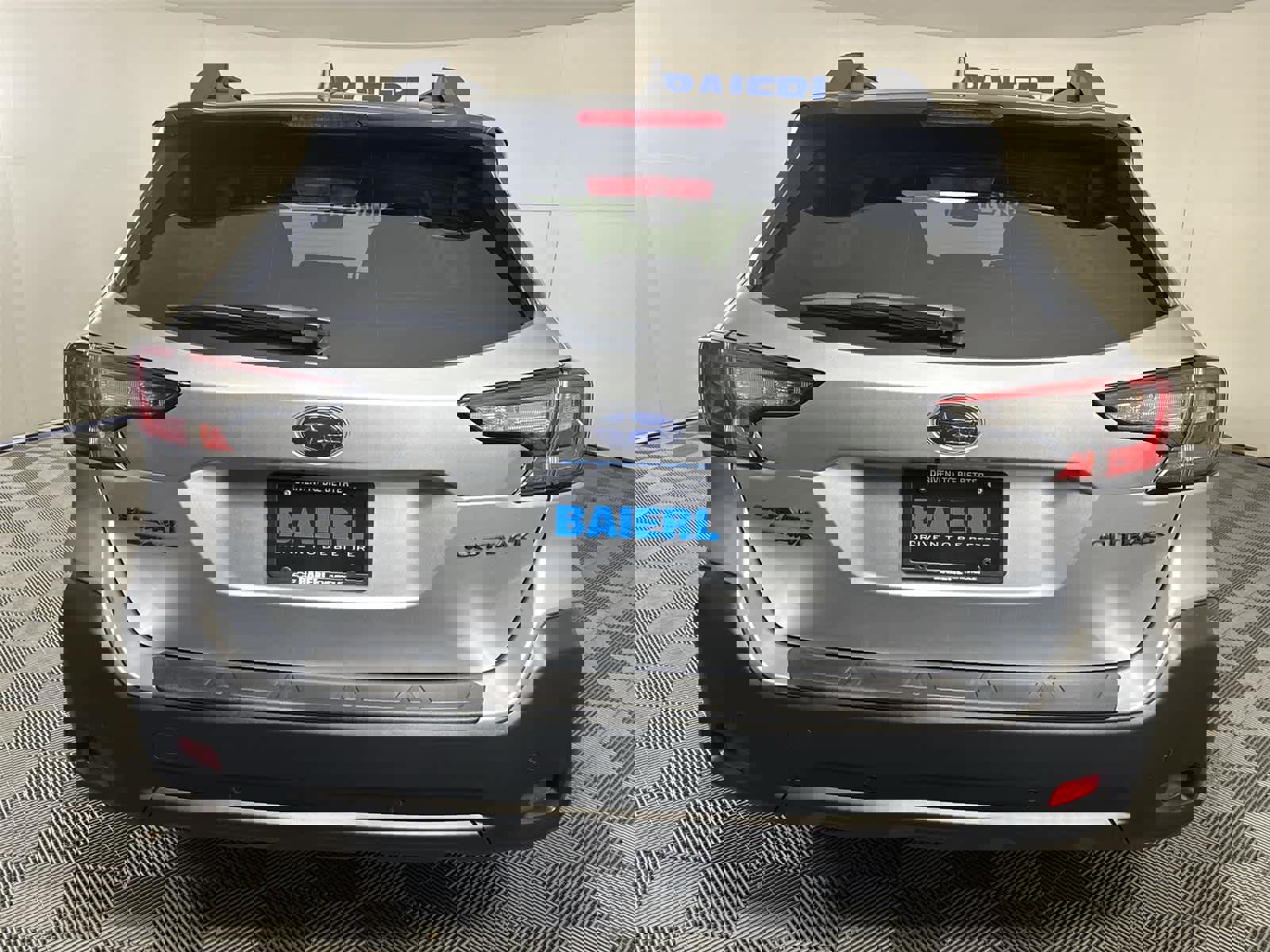 Used 2025 Subaru Outback Onyx Edition image 4