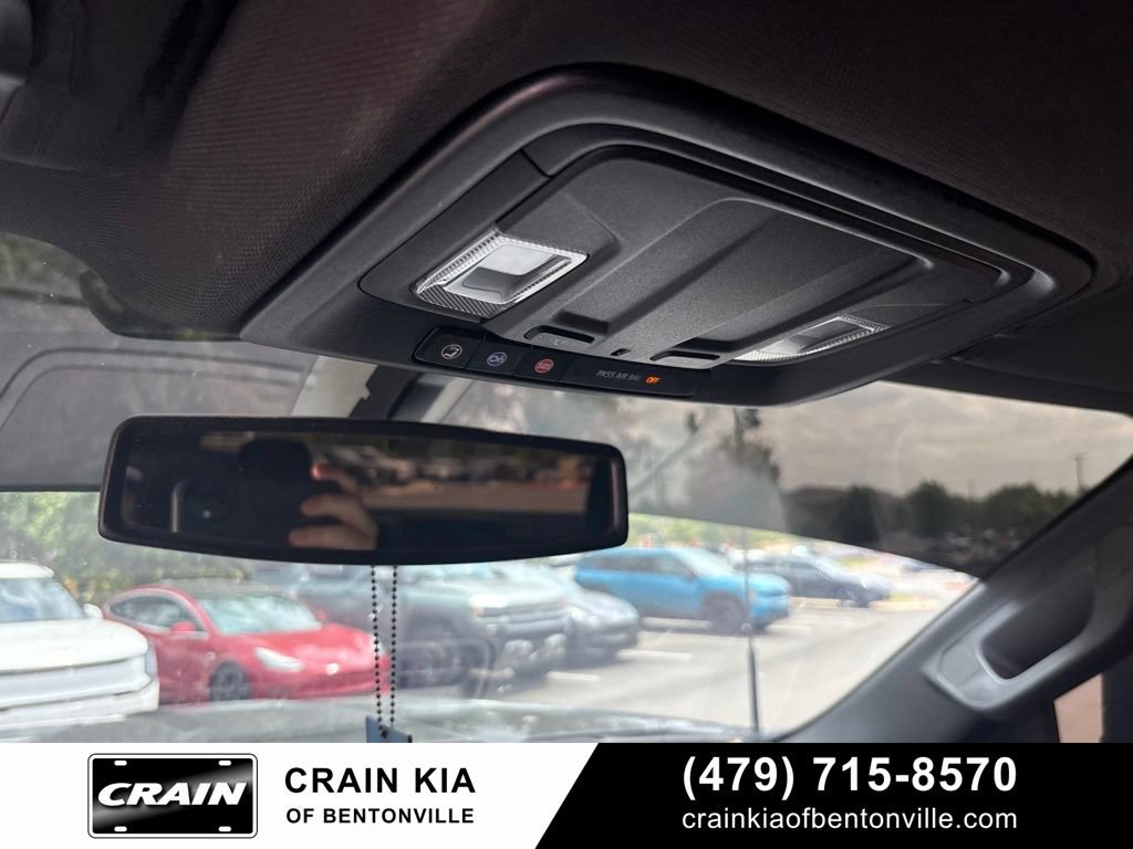 Used 2022 GMC Sierra 2500 AT4 AWD/4WD image 18