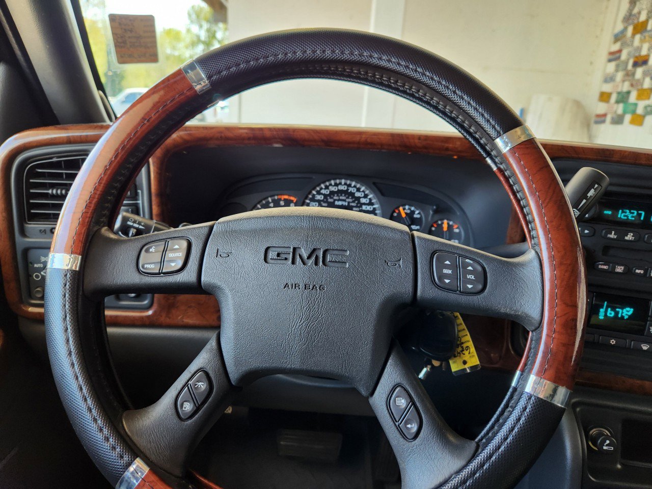 Used 2003 GMC Sierra 2500 SLT w/ SLT Preferred Equipment Group image 22