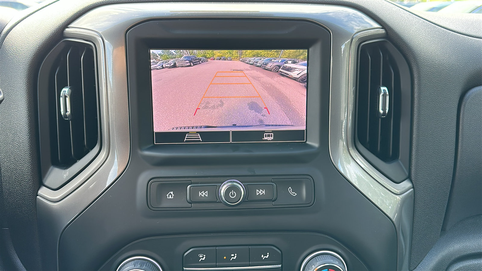 Used 2026 Chevrolet Silverado 1500 W/T w/ Trailering Package AWD/4WD image 19