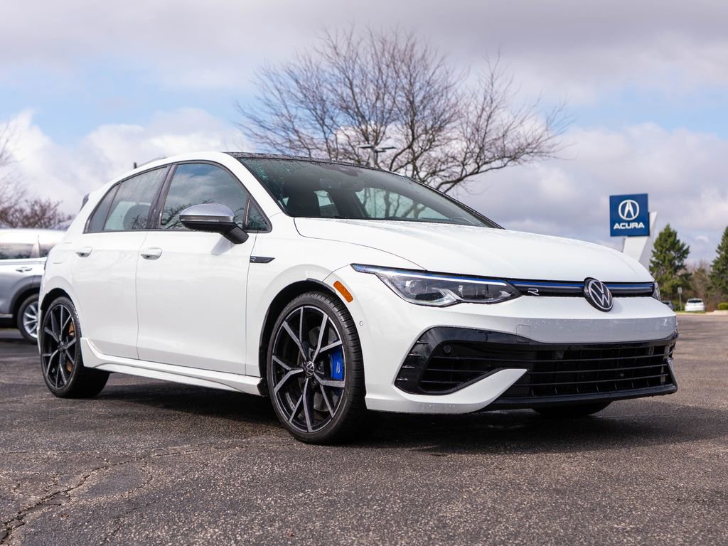 Used 2022 Volkswagen Golf R image 2