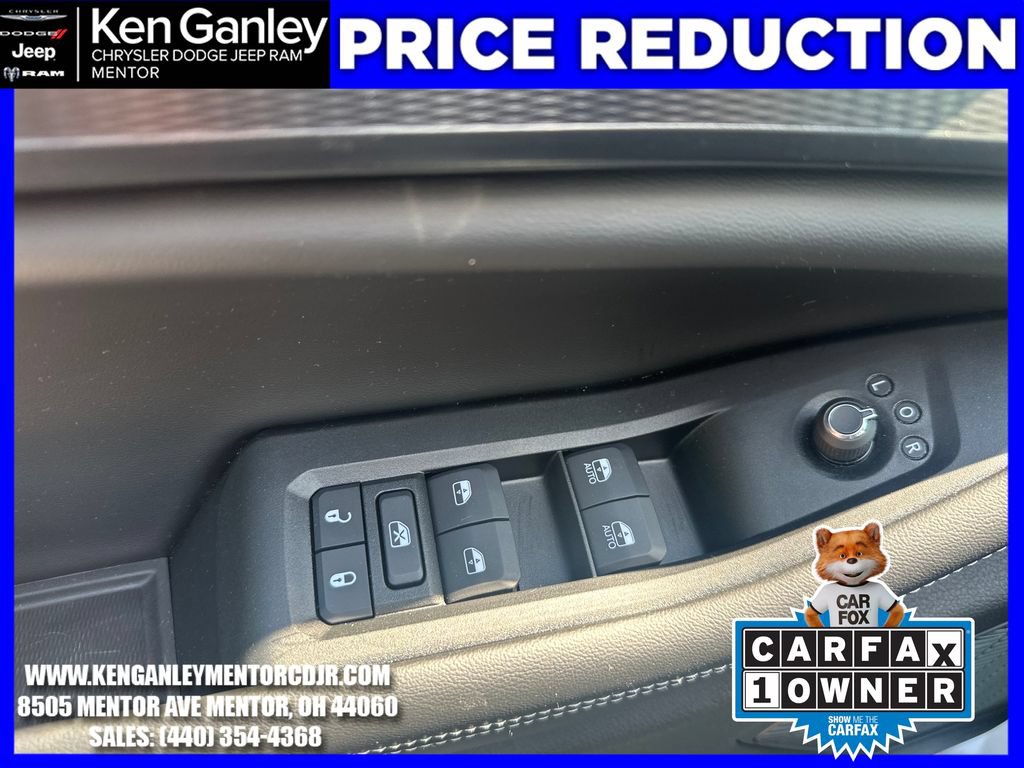 Certified 2025 Jeep Grand Cherokee Altitude w/ Trailer Tow Package AWD/4WD image 14