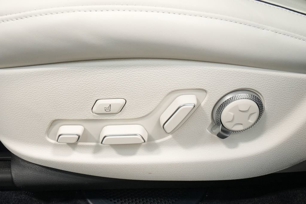 New 2026 Genesis GV80 3.5T Prestige image 17