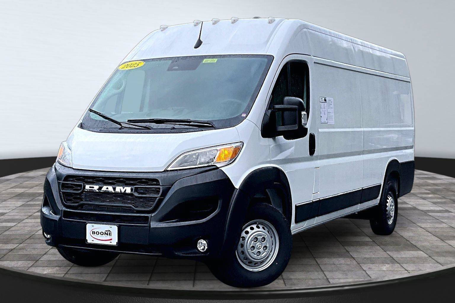 Used 2025 RAM ProMaster 3500 FWD image 12