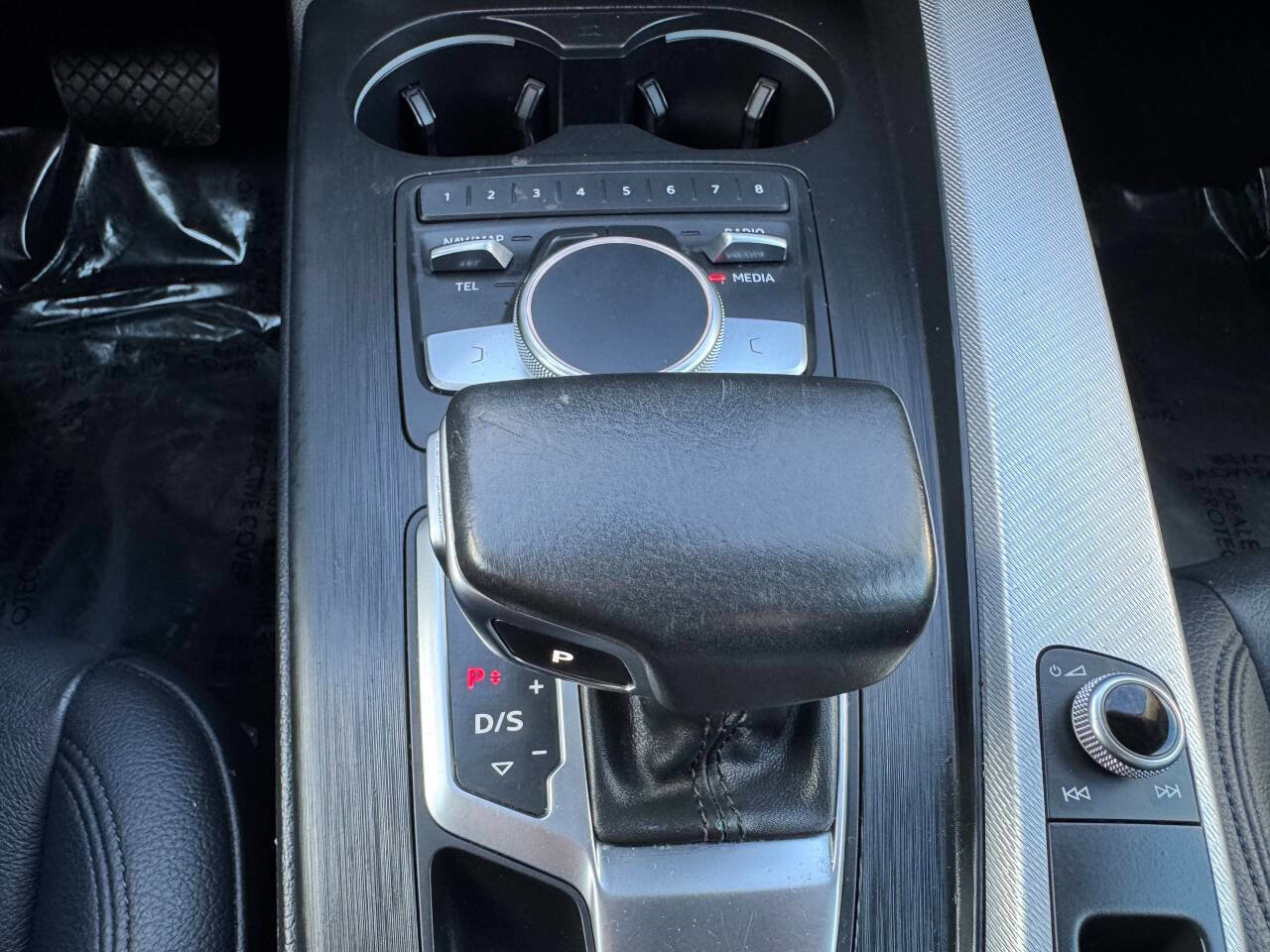 Used 2017 Audi A4 2.0T Premium w/ Audi MMI Navigation Plus image 18