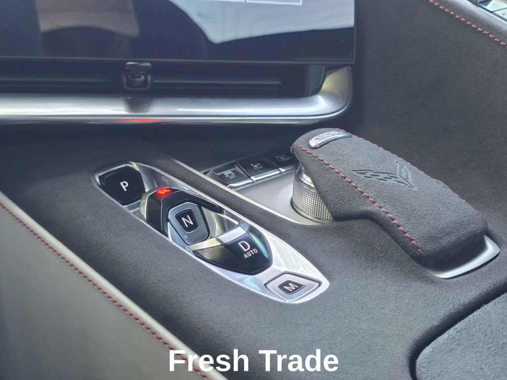 Used 2023 Chevrolet Corvette Stingray Premium Conv w/ Z51 Performance Package RWD image 14