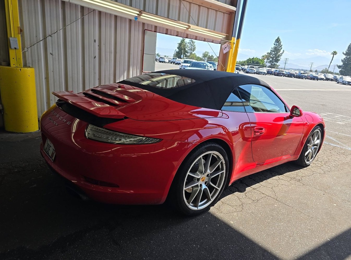 Used 2016 Porsche 911 Carrera RWD image 4