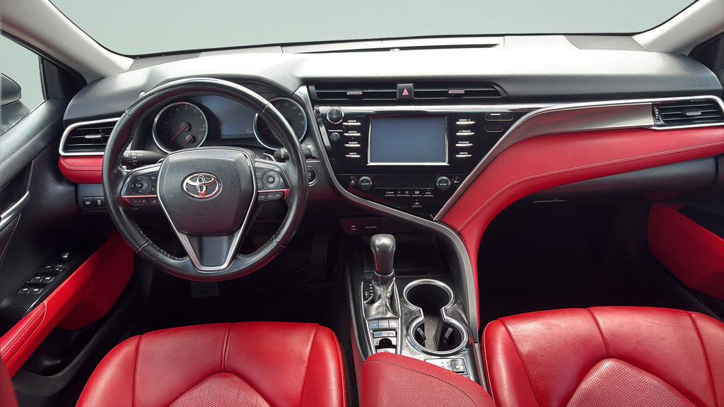 Used 2018 Toyota Camry XSE w/ Four Season Floor Mat Package FWD image 11