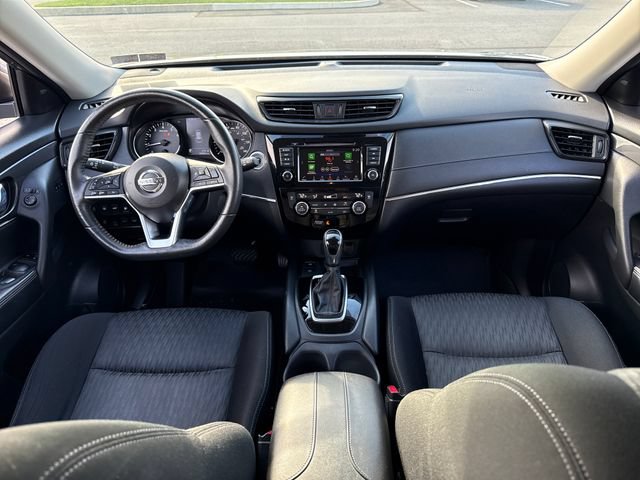 Used 2019 Nissan Rogue SV w/ Premium Package AWD/4WD image 18
