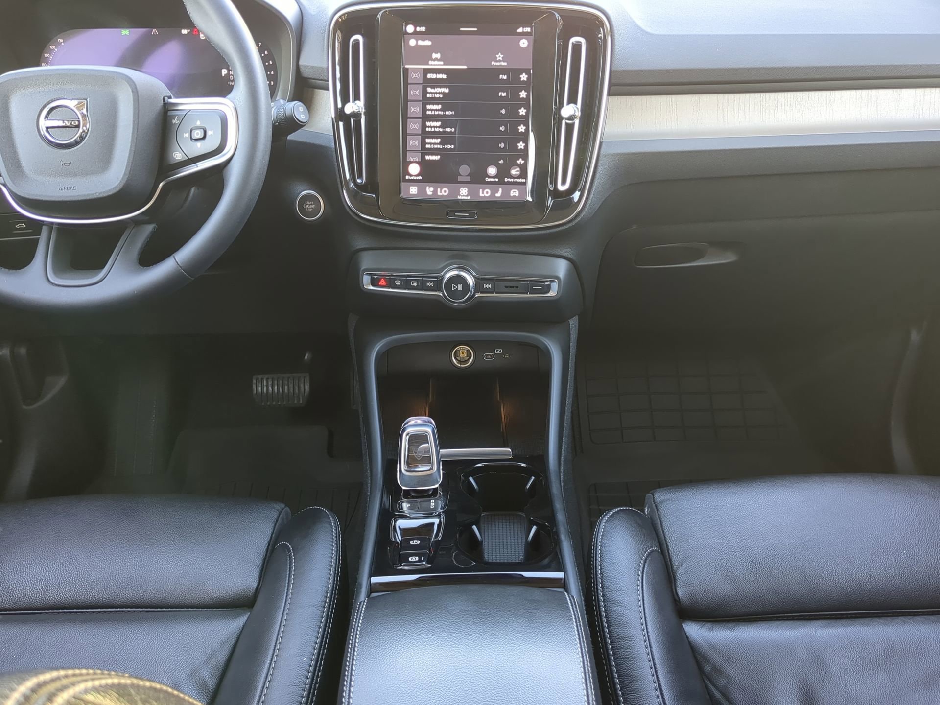 Used 2023 Volvo XC40 B5 Plus w/ Protection Package Premier AWD/4WD image 52