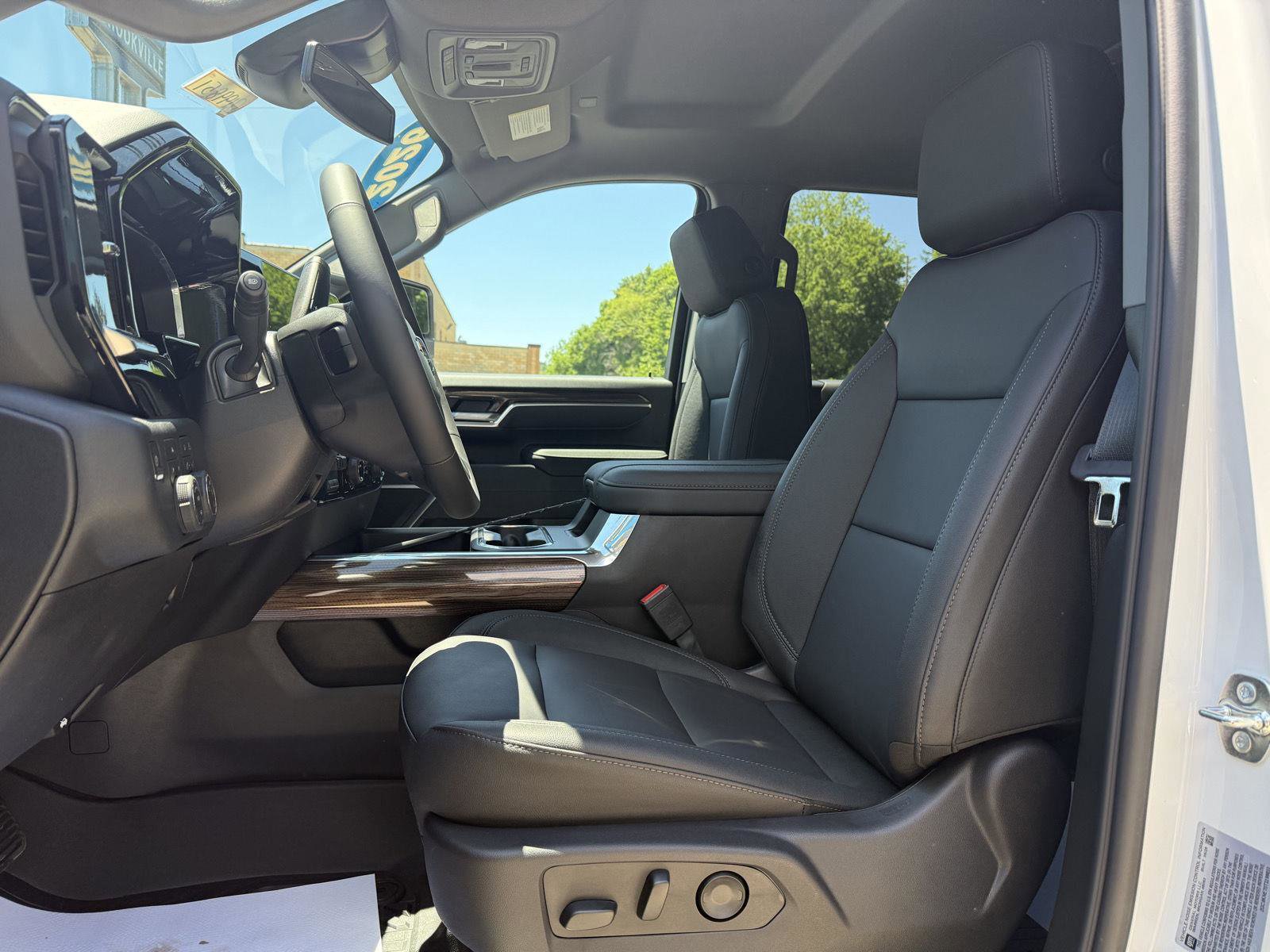 New 2026 Chevrolet Silverado 2500 LT w/ Safety Package AWD/4WD image 10