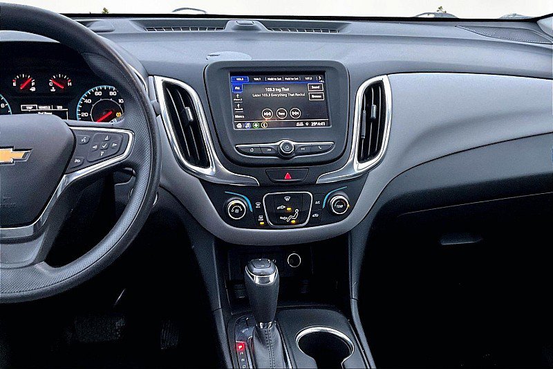 Used 2021 Chevrolet Equinox LS AWD/4WD image 9