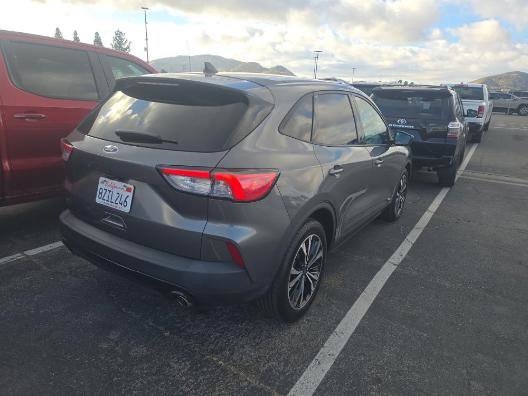 Certified 2021 Ford Escape SE w/ SE Sport Appearance Package image 4