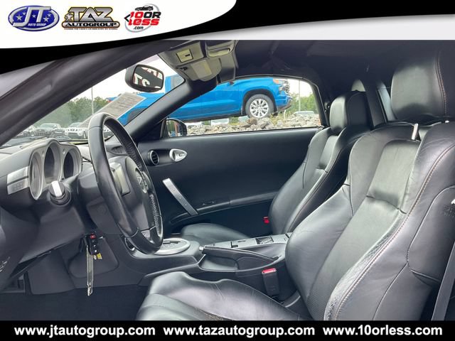 Used 2005 Nissan 350Z Touring RWD image 10