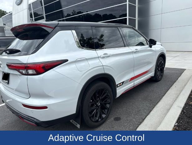 Used 2024 Mitsubishi Outlander SE Black Edition AWD/4WD image 6