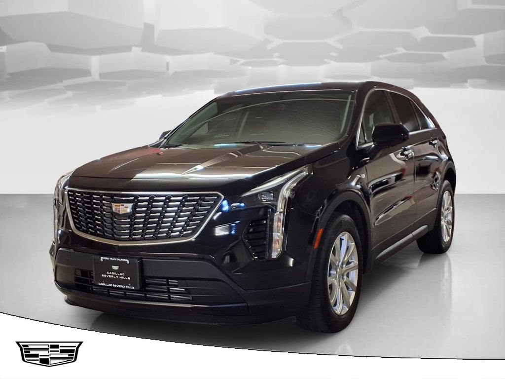 Certified 2023 Cadillac XT4 Luxury w/ Cold Weather Package FWD image 1