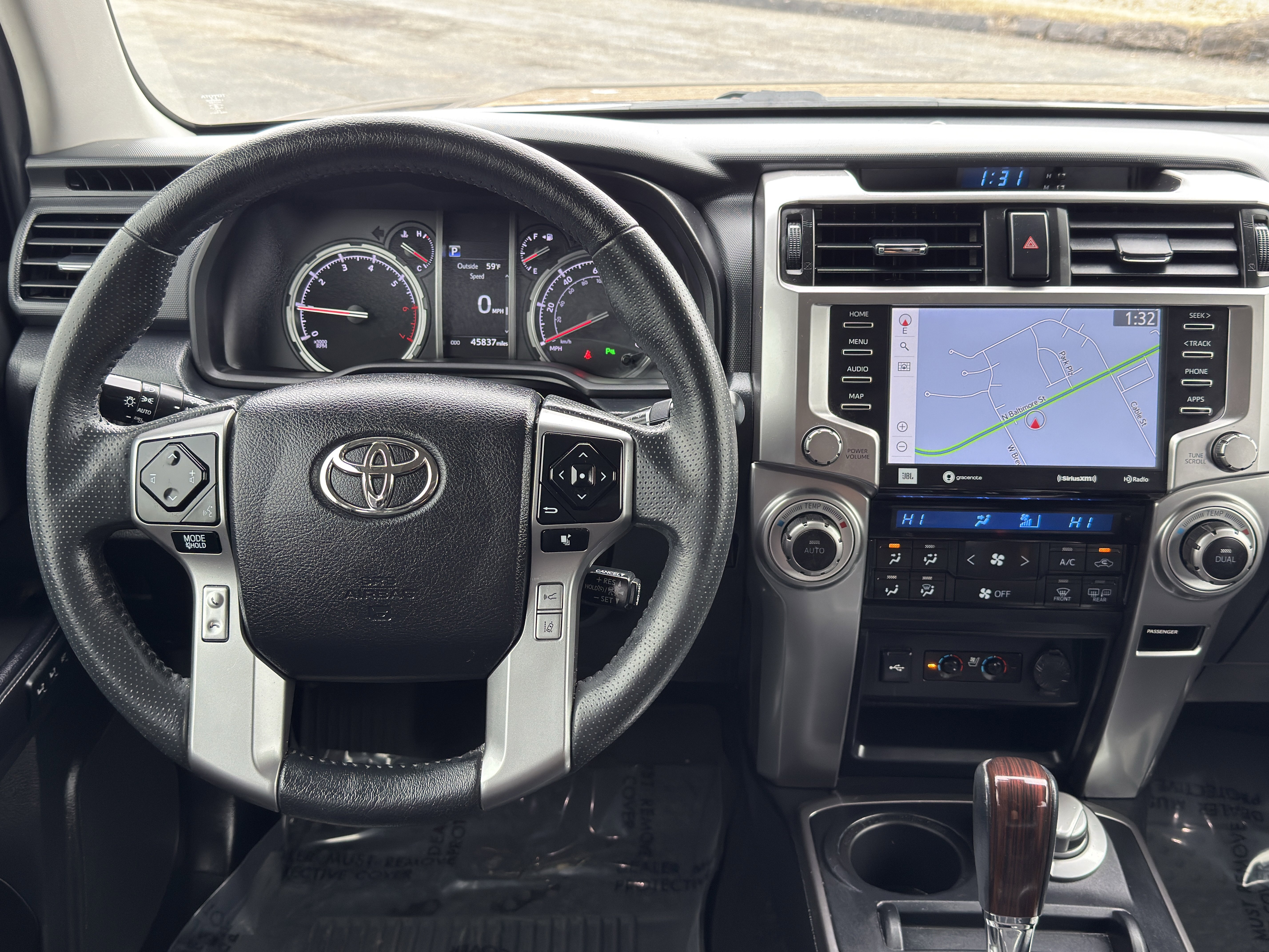 Used 2022 Toyota 4Runner Limited image 28