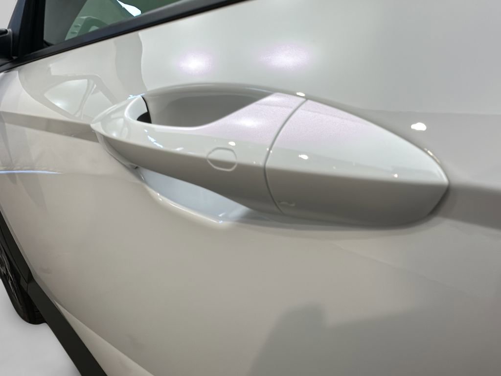 Certified 2025 Hyundai Kona SEL image 5