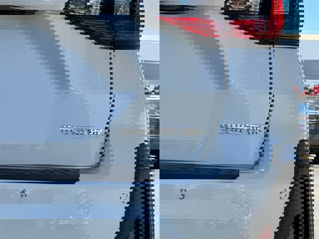New 2025 Subaru Crosstrek 2.5i Limited w/ Crosstrek Mirror Package image 6