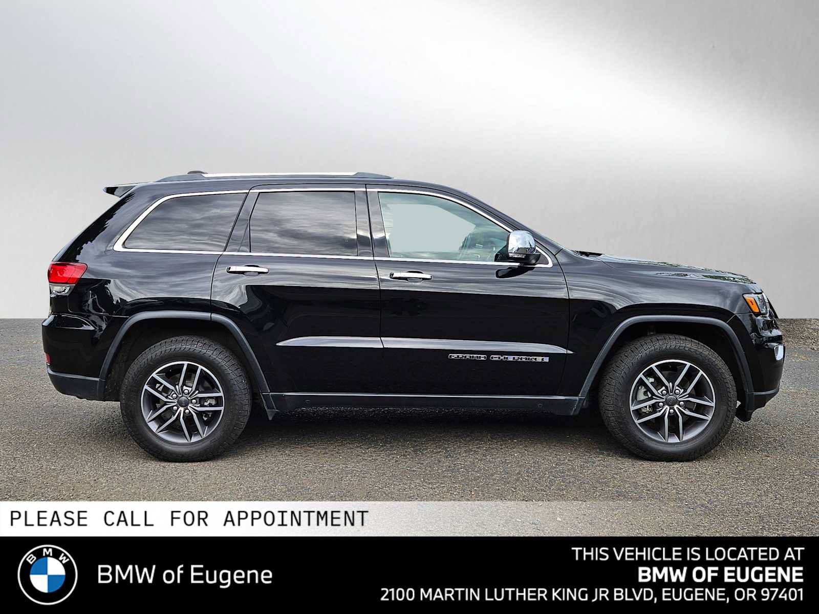 Used 2020 Jeep Grand Cherokee Limited w/ Luxury Group II AWD/4WD image 2