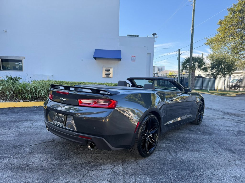 Used 2017 Chevrolet Camaro SS image 5