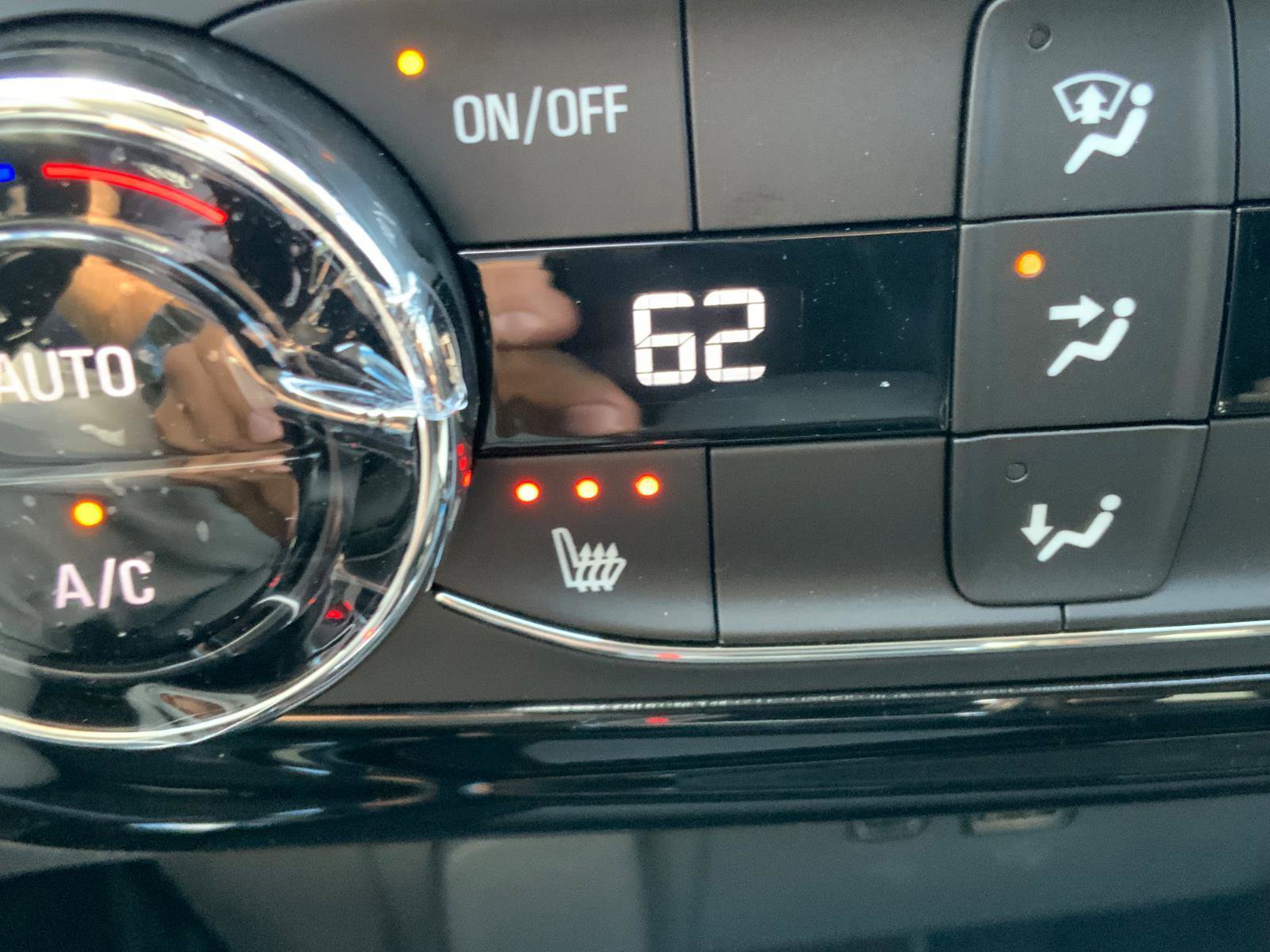 New 2026 Chevrolet Trax LT w/ Driver Confidence Package image 24