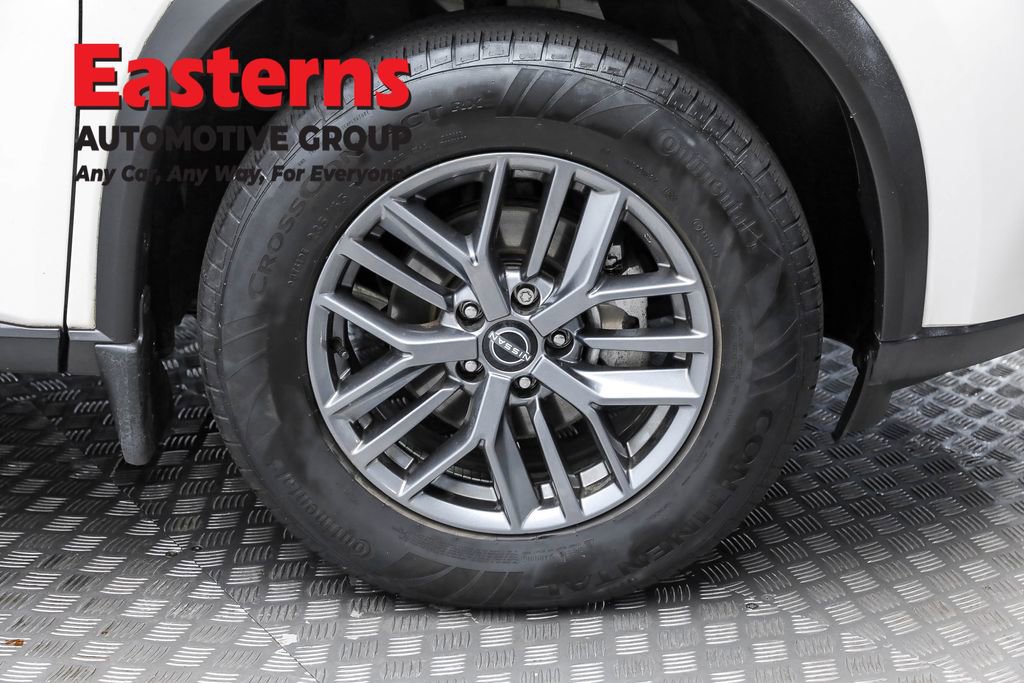 Used 2022 Nissan Rogue S image 31