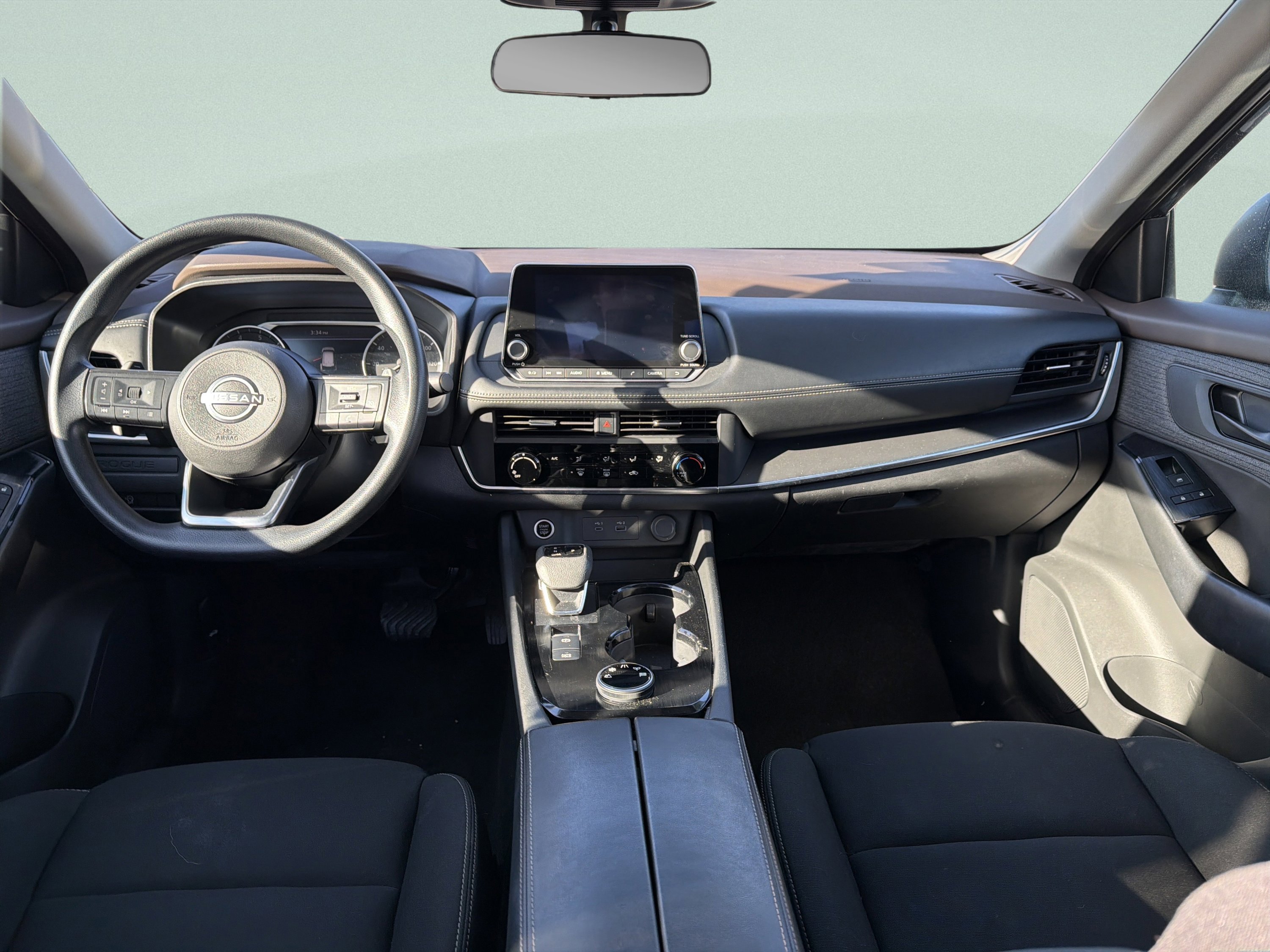 Used 2023 Nissan Rogue S image 17