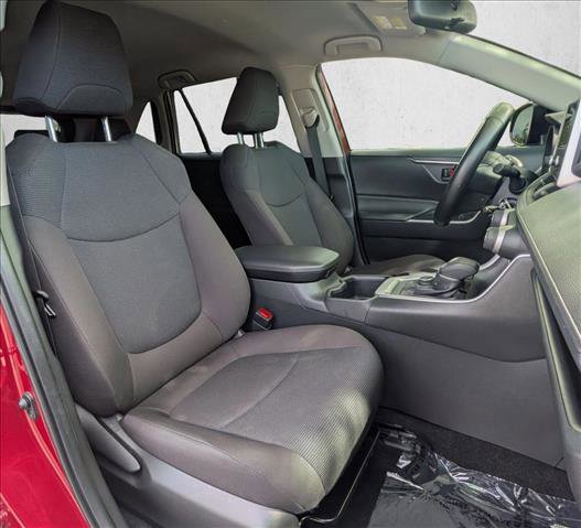 Used 2023 Toyota RAV4 LE AWD/4WD image 19