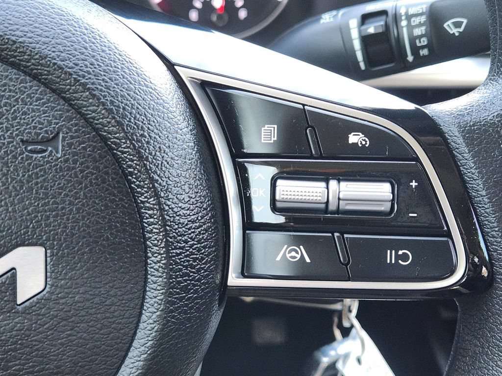 Certified 2024 Kia Forte LXS FWD image 31