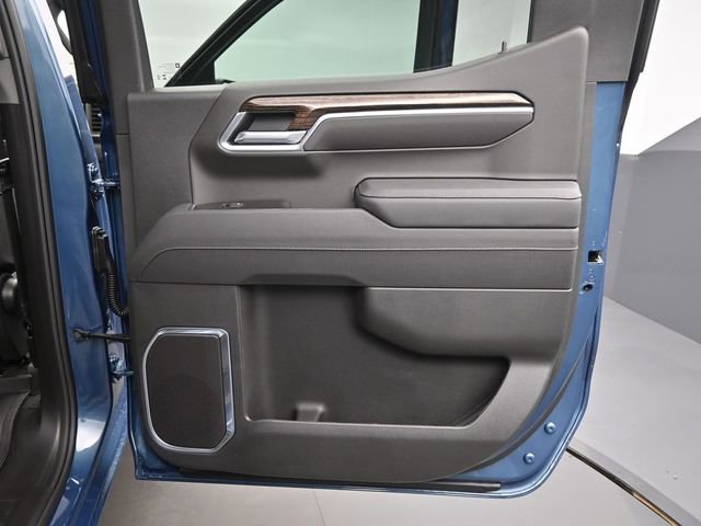 New 2026 GMC Sierra 1500 Elevation image 16