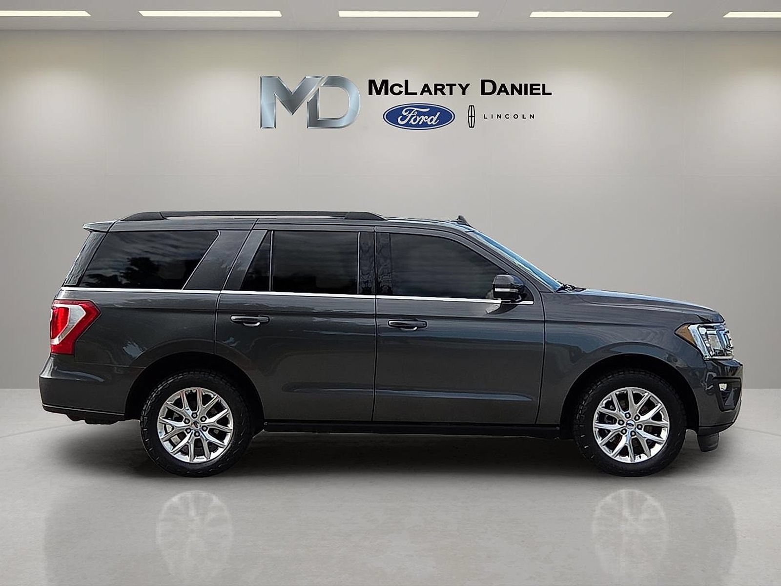 Used 2020 Ford Expedition XLT AWD/4WD image 6