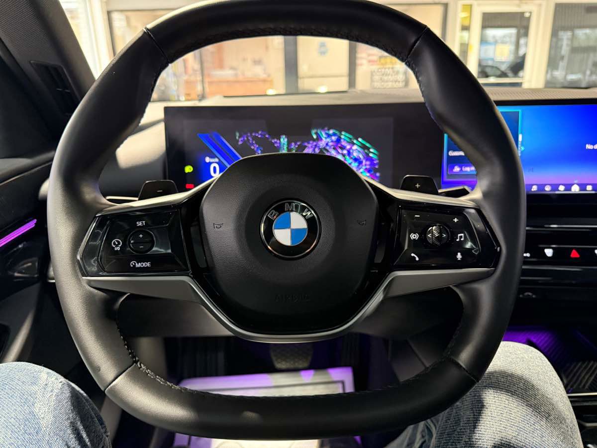 Used 2026 BMW 530i xDrive AWD/4WD image 17