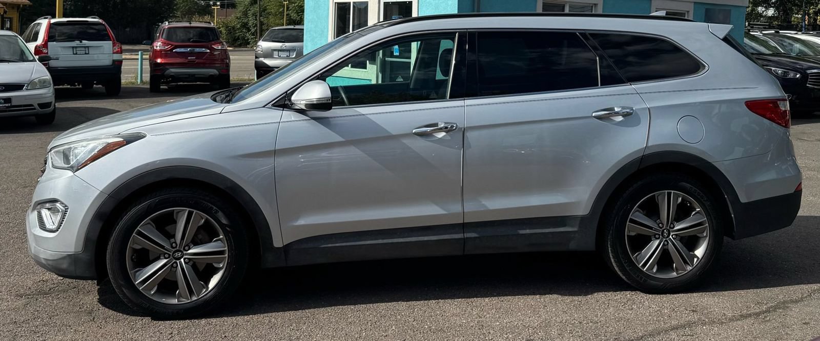 Used 2013 Hyundai Santa Fe Limited w/ Technology Pkg AWD/4WD image 6