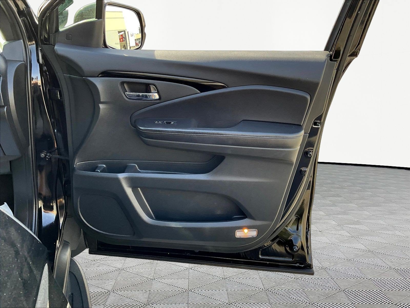 Used 2019 Honda Passport Elite image 28