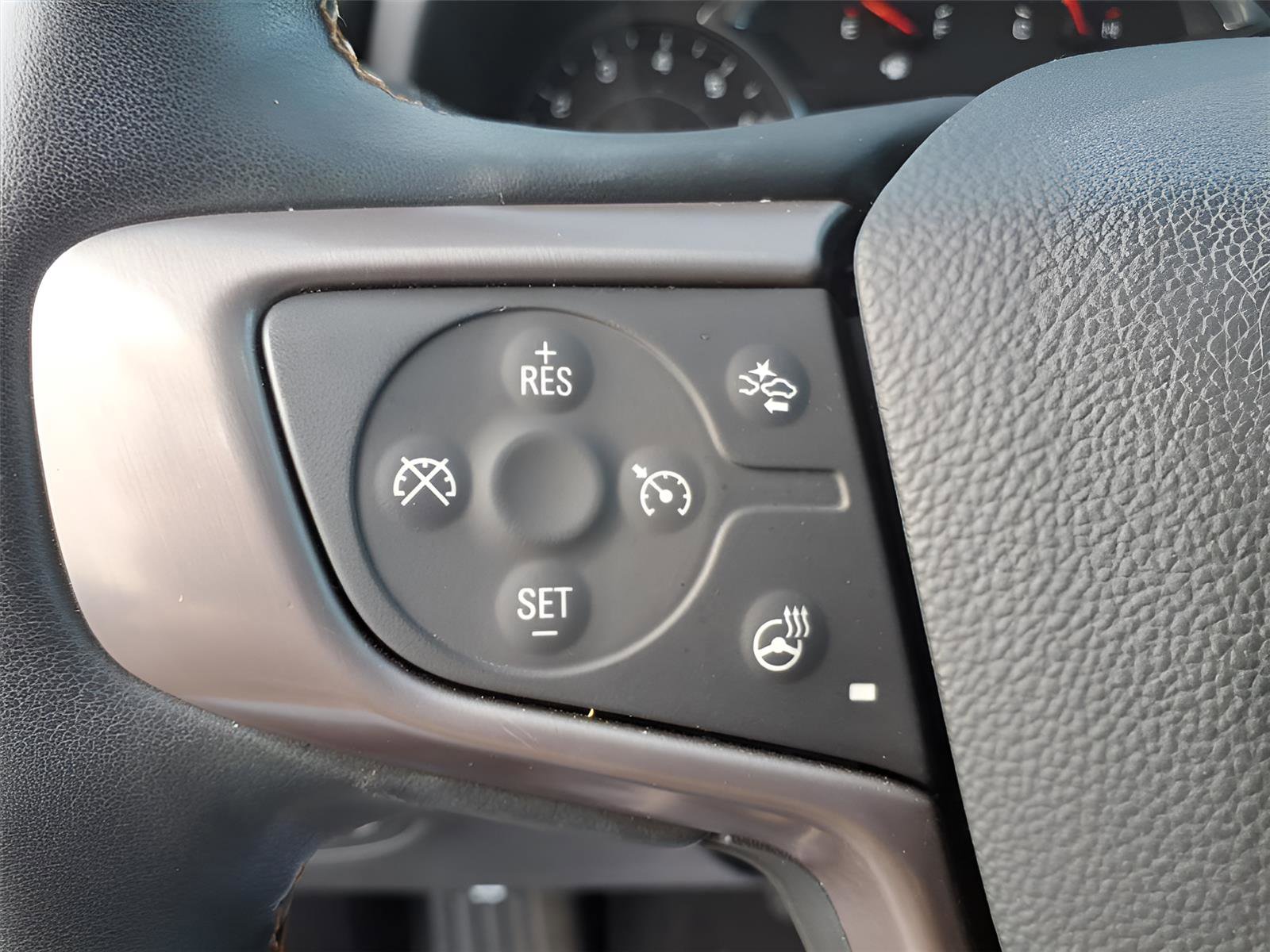 Used 2024 GMC Terrain AT4 image 21