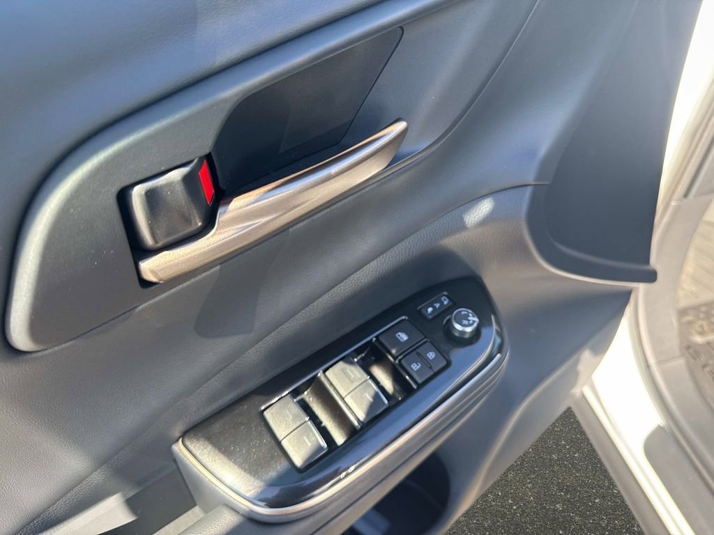 New 2026 Toyota Crown XLE image 16