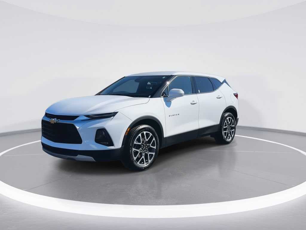 Used 2022 Chevrolet Blazer LT FWD image 4
