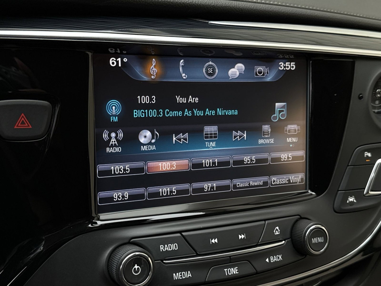 Used 2017 Buick Envision Premium w/ Driver Confidence Package AWD/4WD image 17