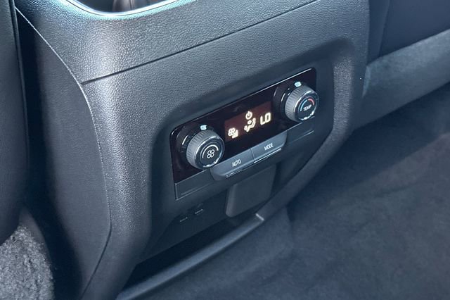 New 2026 Chevrolet Traverse Z71 w/ Enhanced Driving Package image 17